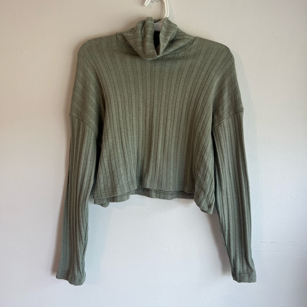 FOREVER 21 sweater